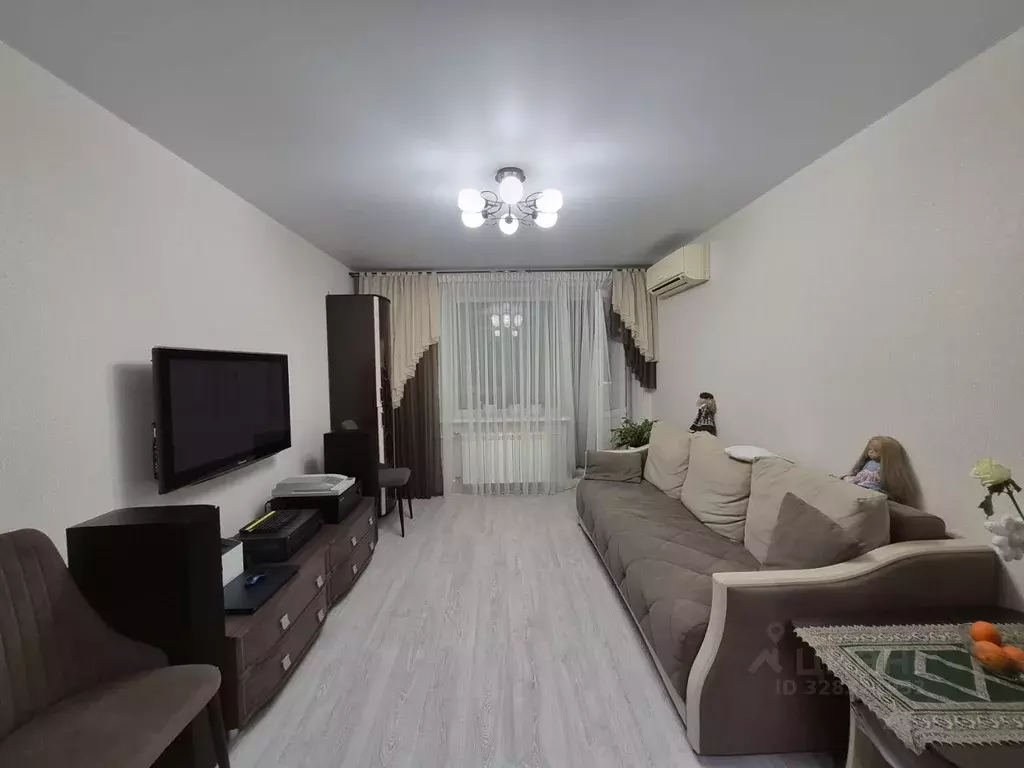 2-к кв. Волгоградская область, Волгоград Закавказская ул., 2а (50.5 м) - Фото 1