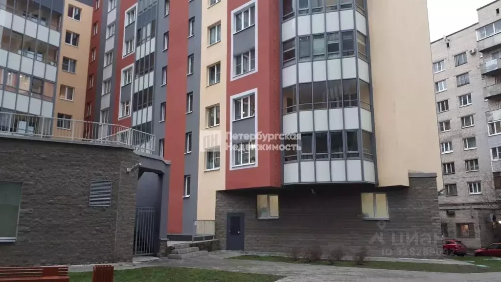 Помещение свободного назначения в Санкт-Петербург Большеохтинский ... - Фото 0