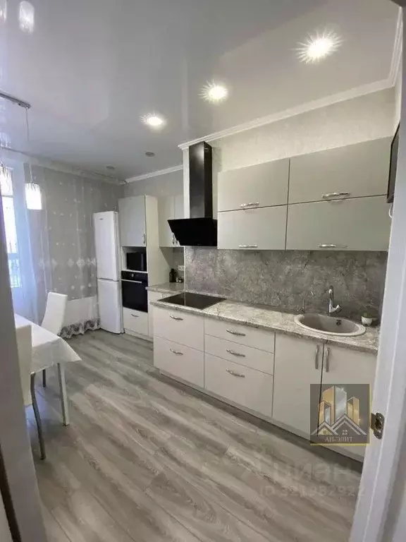 1-к кв. Татарстан, Казань ул. Рихарда Зорге, 66В (39.0 м) - Фото 0