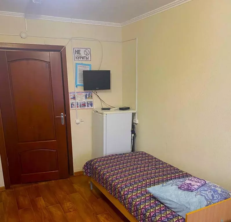 Комната Ямало-Ненецкий АО, Пуровский район, Уренгой пгт ул. ... - Фото 1