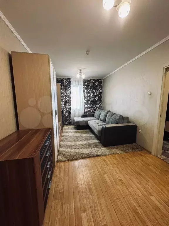1-к. квартира, 38 м, 1/5 эт. - Фото 1