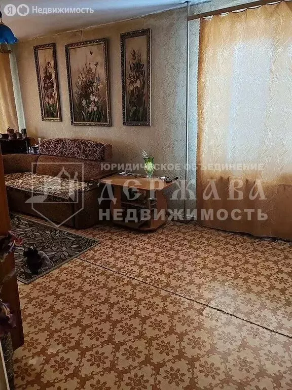 3-комнатная квартира: Топки, улица Луначарского, 5 (60 м) - Фото 0