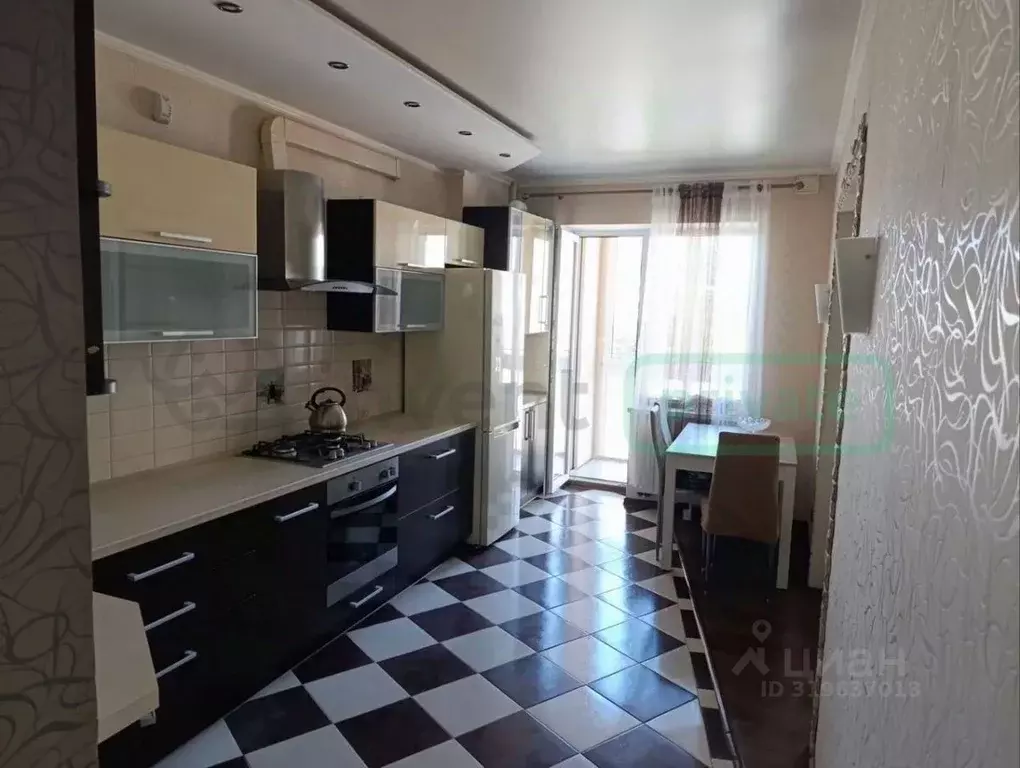 3-к кв. Калининградская область, Калининград Чкаловск мкр, ул. ... - Фото 0