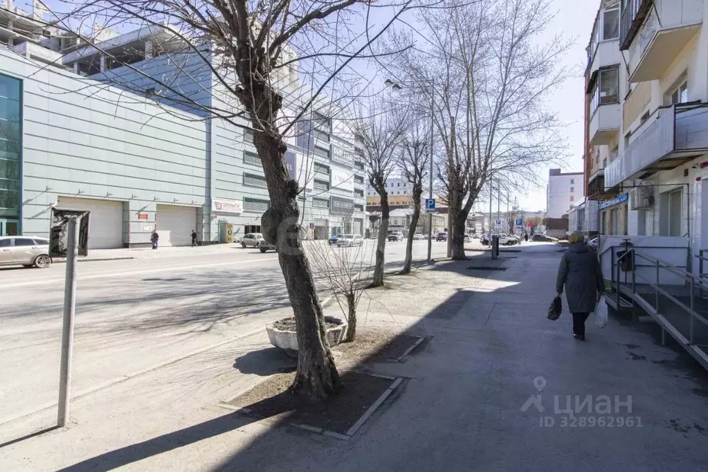 Помещение свободного назначения в Тюменская область, Тюмень ул. ... - Фото 1