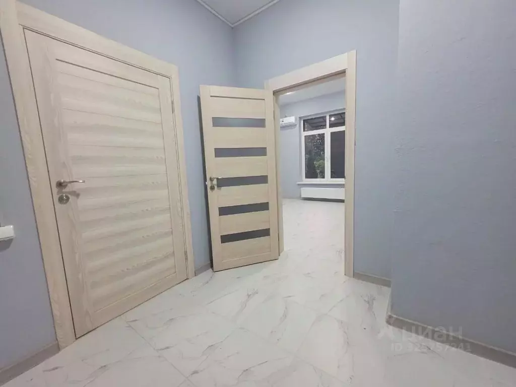 Помещение свободного назначения в Краснодарский край, Краснодар ул. ... - Фото 2