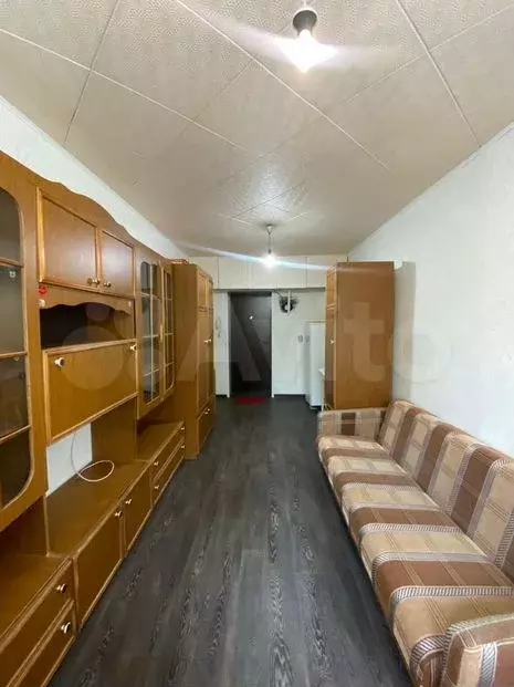 комната 16 м в 8-к, 4/5 эт. - Фото 1