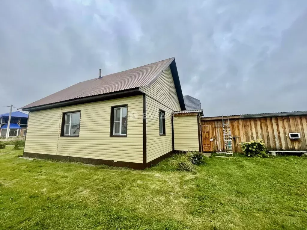 Дом в Алтайский край, Бийский район, с. Первомайское  (80 м) - Фото 1