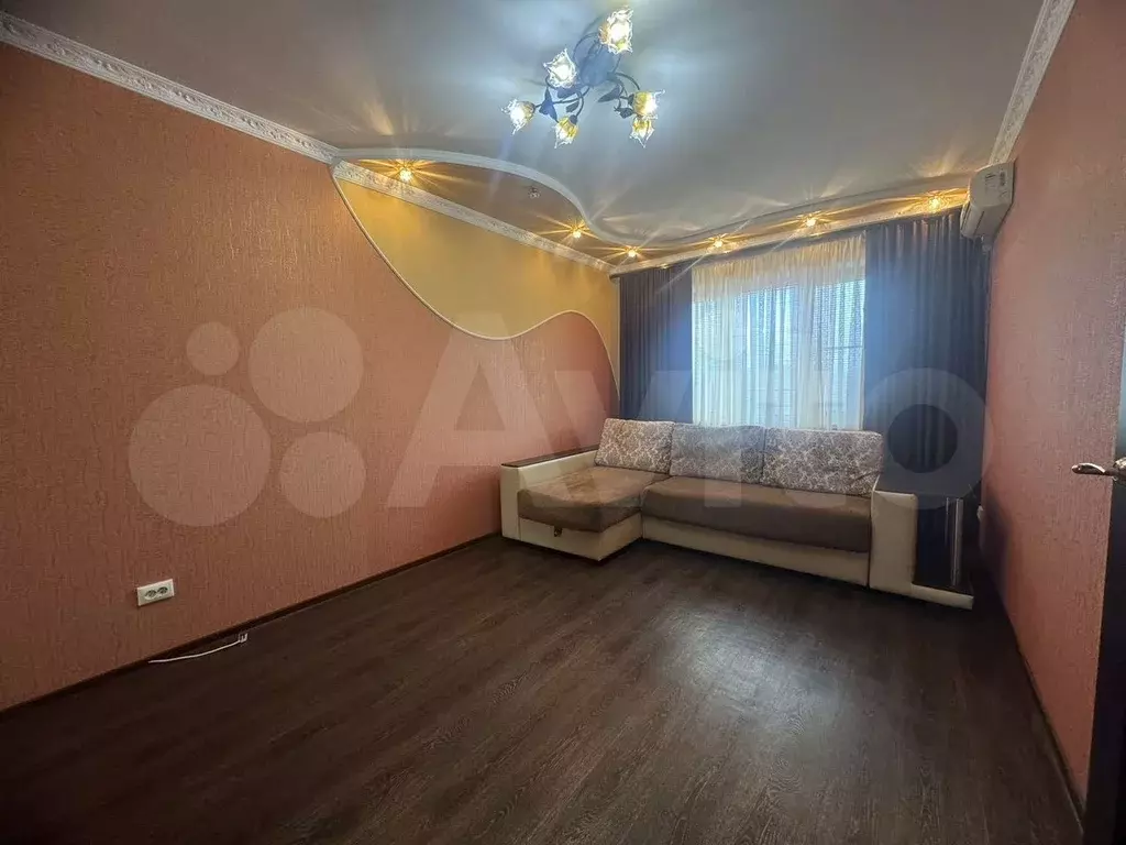 1-к. квартира, 40 м, 9/9 эт. - Фото 0