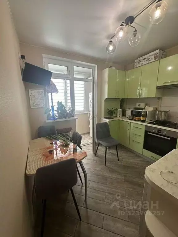 1-к кв. Крым, Симферополь ул. Лексина, 68 (46.0 м) - Фото 2