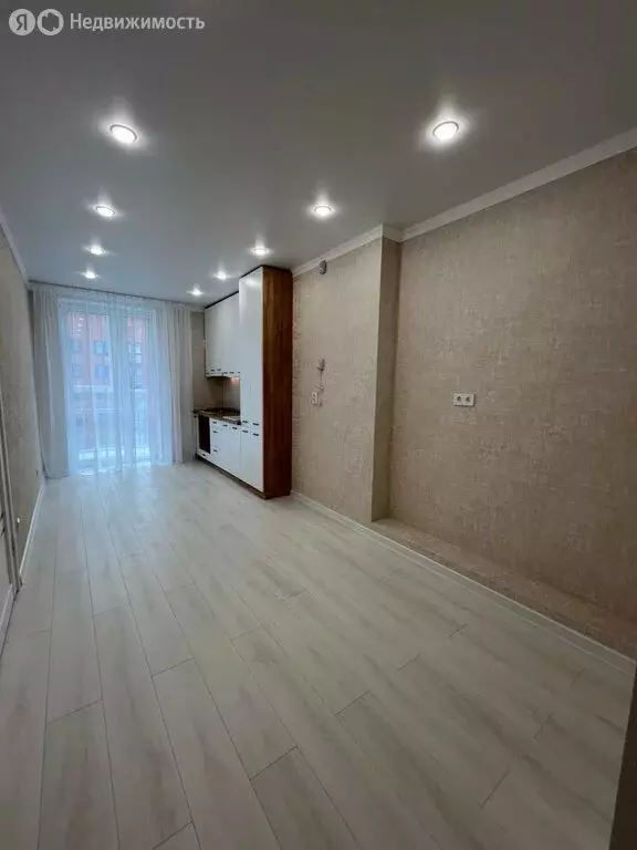 1-комнатная квартира: Калининград, Батальная улица, 104 (42 м) - Фото 1