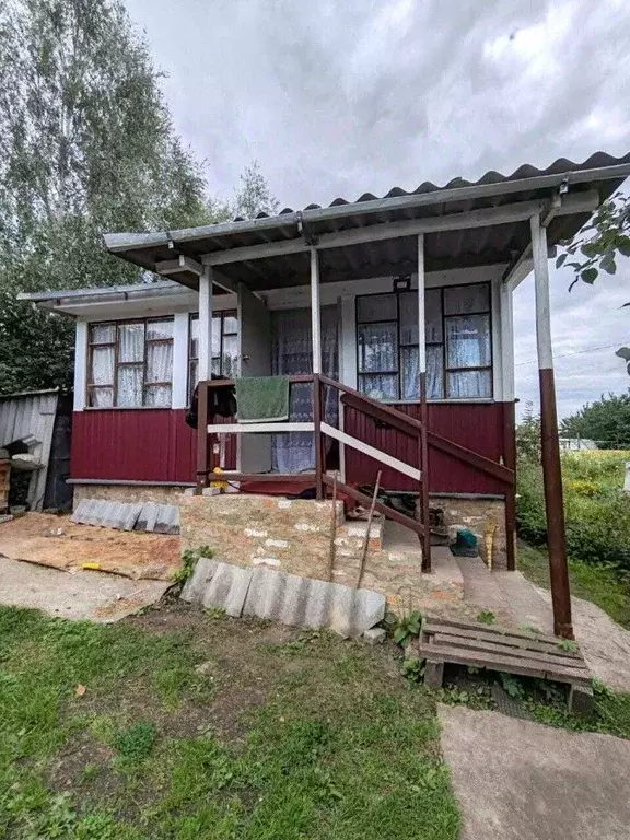 Дом в Орловская область, Мценский район, Чахинское с/пос, д. ... - Фото 1