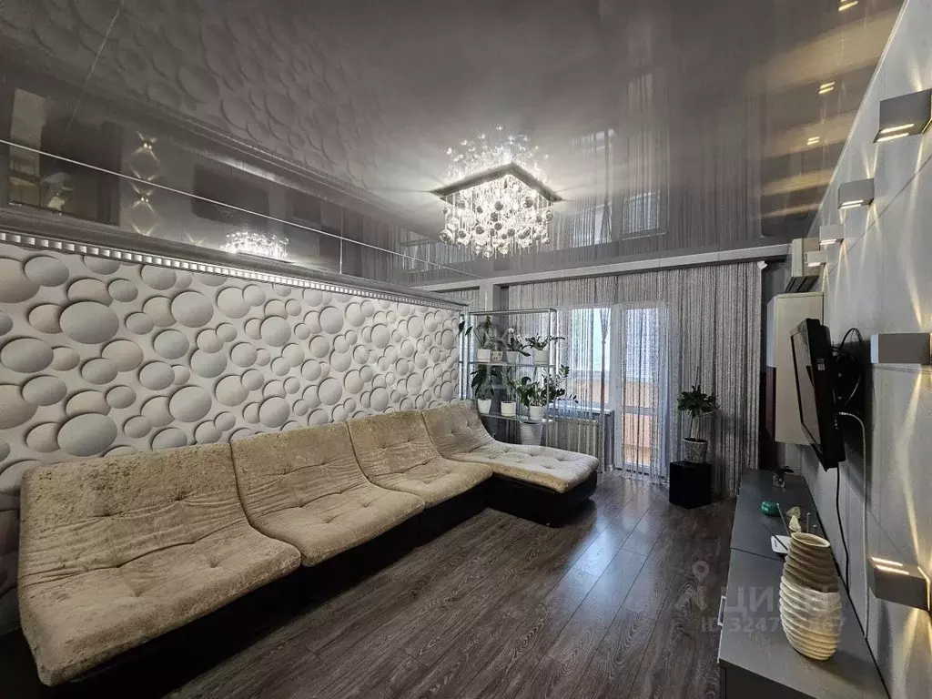 4-к кв. Волгоградская область, Волгоград Новоузенская ул., 4 (82.9 м) - Фото 1