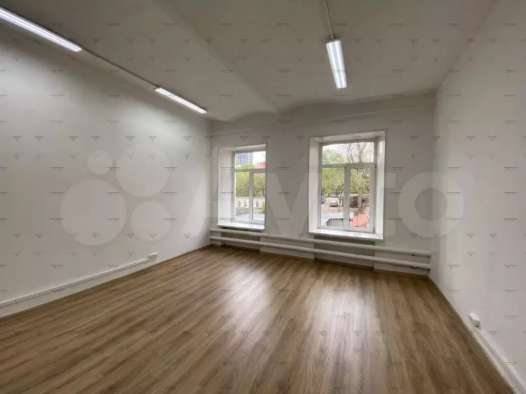 Офис, 50 м Тульская - Фото 0