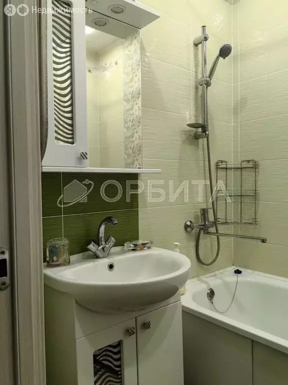 2-комнатная квартира: Тюмень, микрорайон Антипино, Беловежская улица, ... - Фото 2