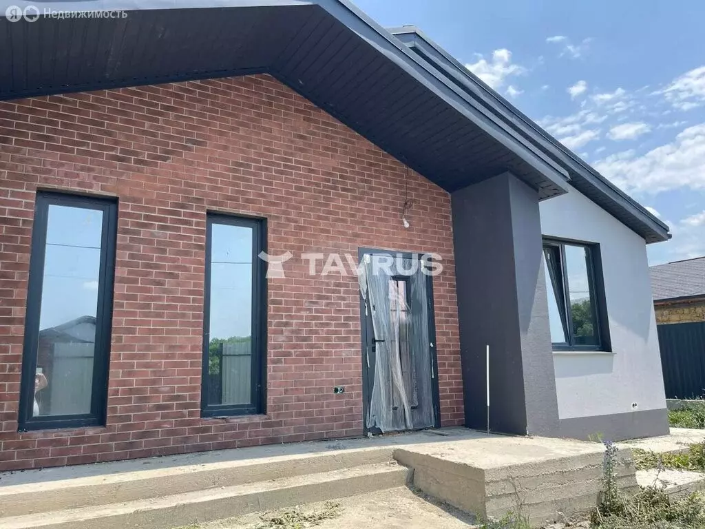 Дом в Симферопольский район, село Мирное (122 м) - Фото 2