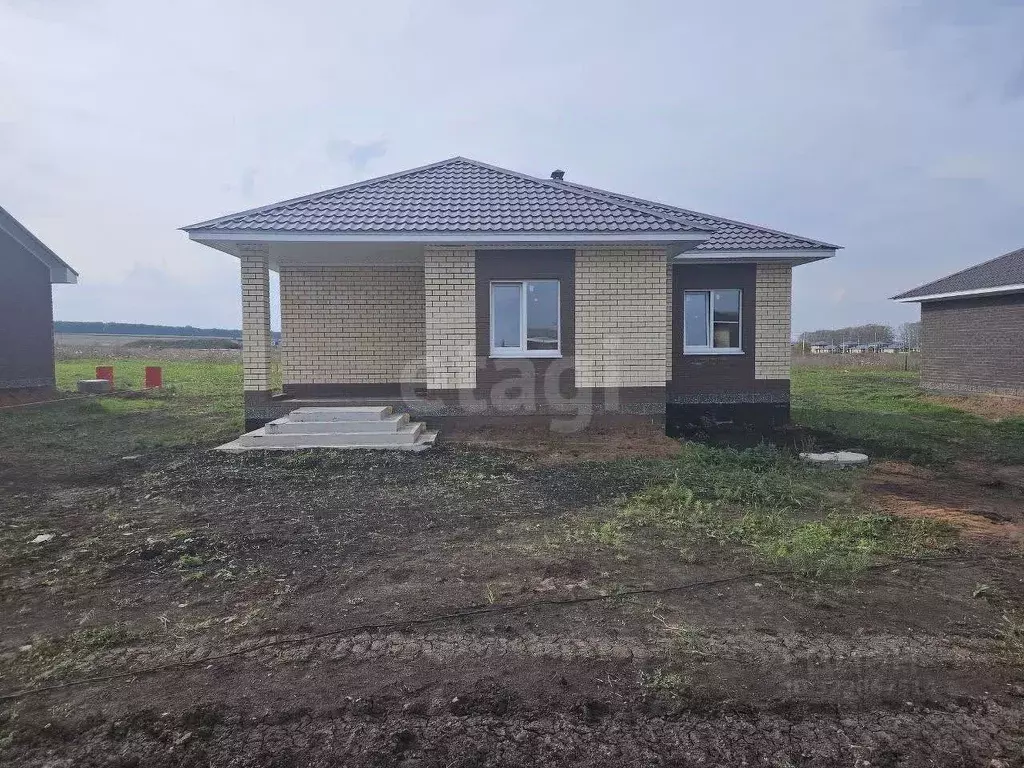 Дом в Башкортостан, Уфимский район, Дмитриевский сельсовет, д. ... - Фото 2