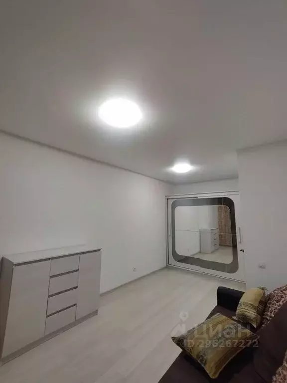 1-к кв. Кировская область, Киров ул. Анжелия Михеева, 17к1 (32.0 м) - Фото 1