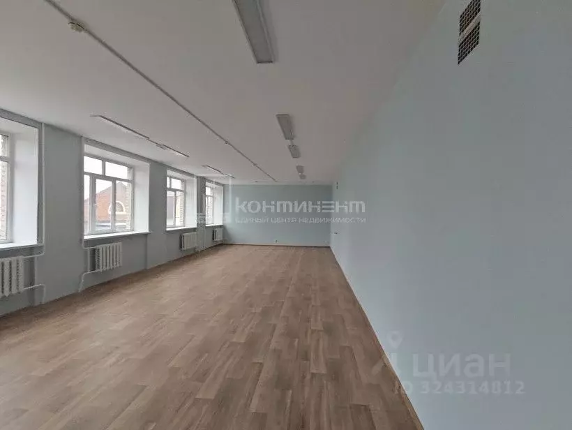 Офис в Владимирская область, Владимир Ставровская ул., 8 (79 м) - Фото 1