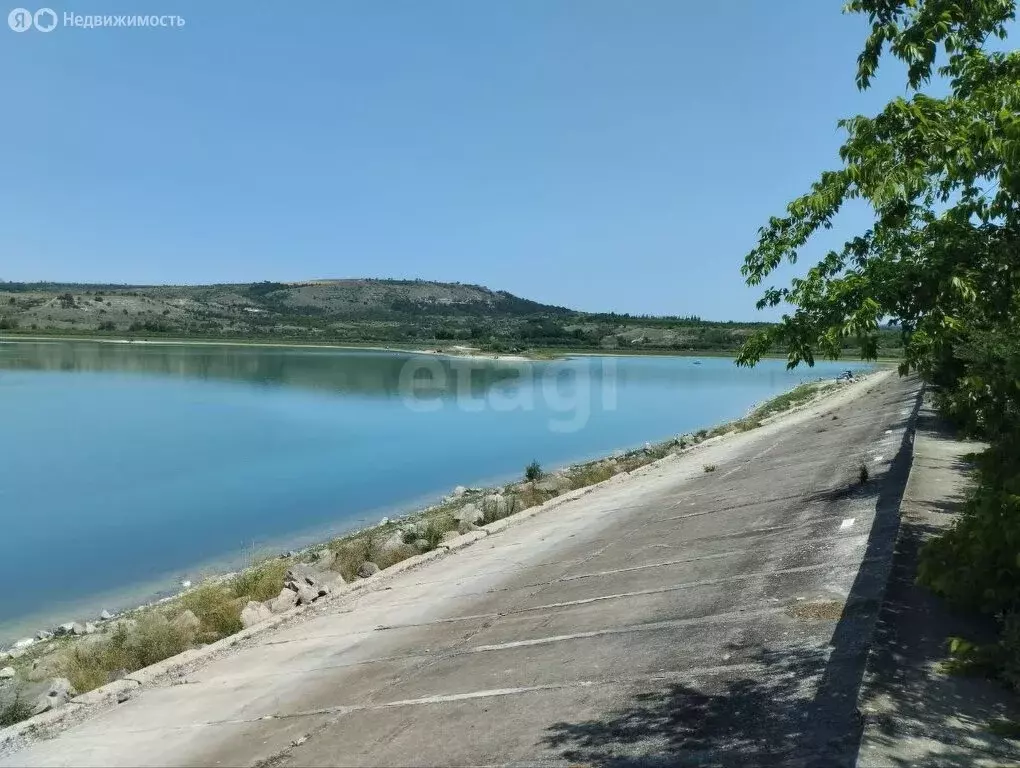 Участок в Бахчисарайский район, посёлок городского типа Почтовое (165 ... - Фото 0