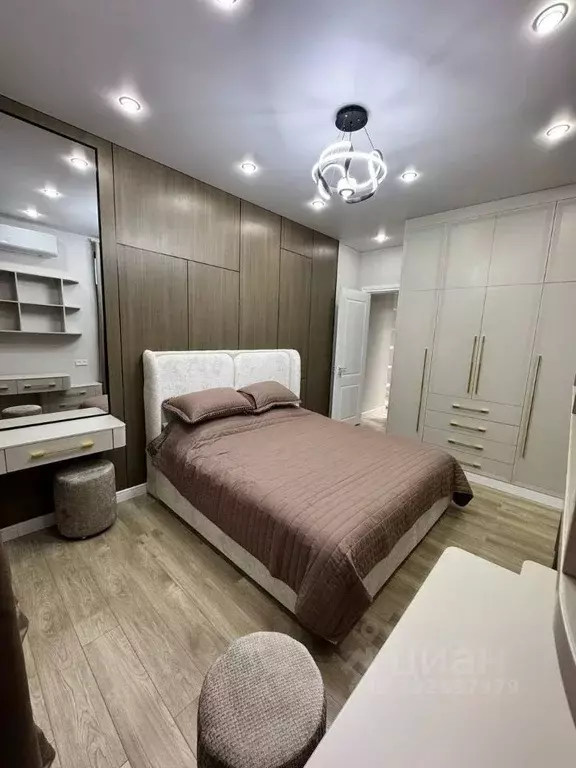 1-к кв. Татарстан, Казань ул. Оренбургский Тракт, 24В (42.0 м) - Фото 1