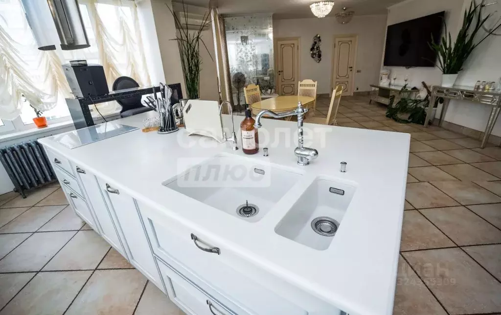 3-к кв. Челябинская область, Челябинск ул. Академика Сахарова, 11 ... - Фото 2