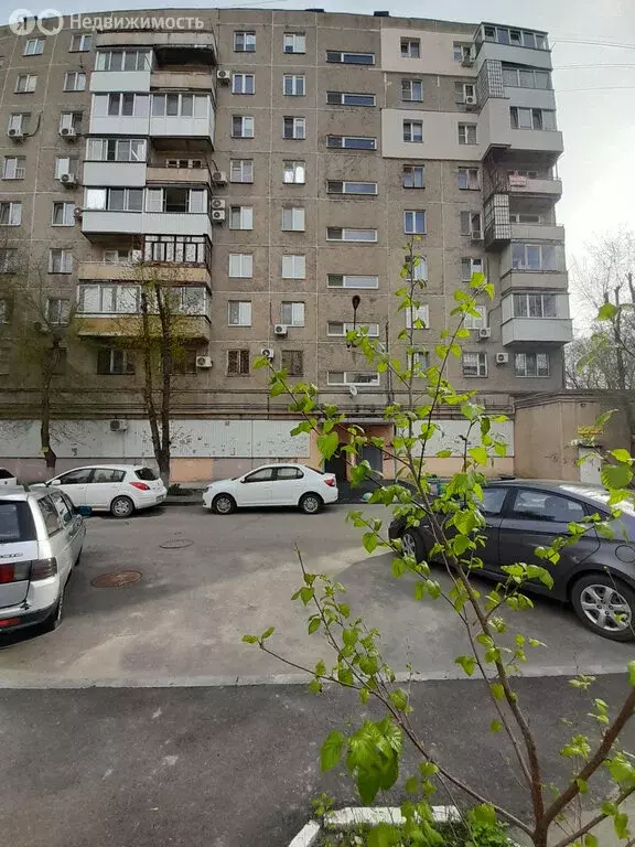 3-комнатная квартира: Саратов, проспект имени 50 лет Октября, 17 (57.8 ... - Фото 0