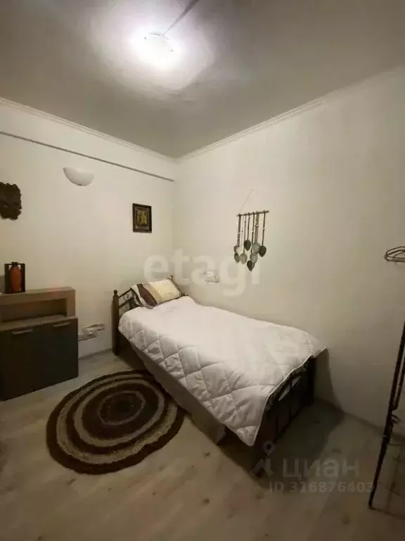 4-к кв. Ставропольский край, Кисловодск ул. Героев Медиков (58.0 м) - Фото 1