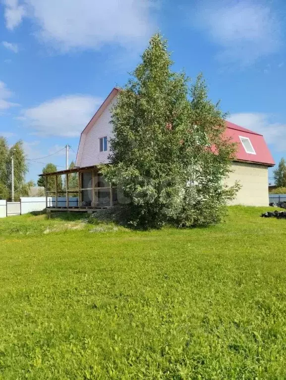 Дом в Тюменская область, с. Ярково ул. Мелиораторов (180 м) - Фото 0