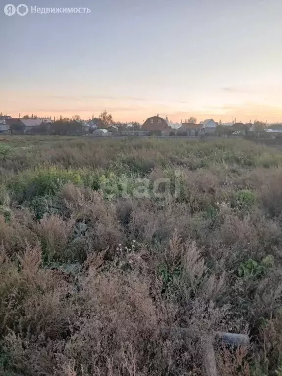 Участок в село Большой Куганак, Коммунистическая улица (12.7 м) - Фото 1