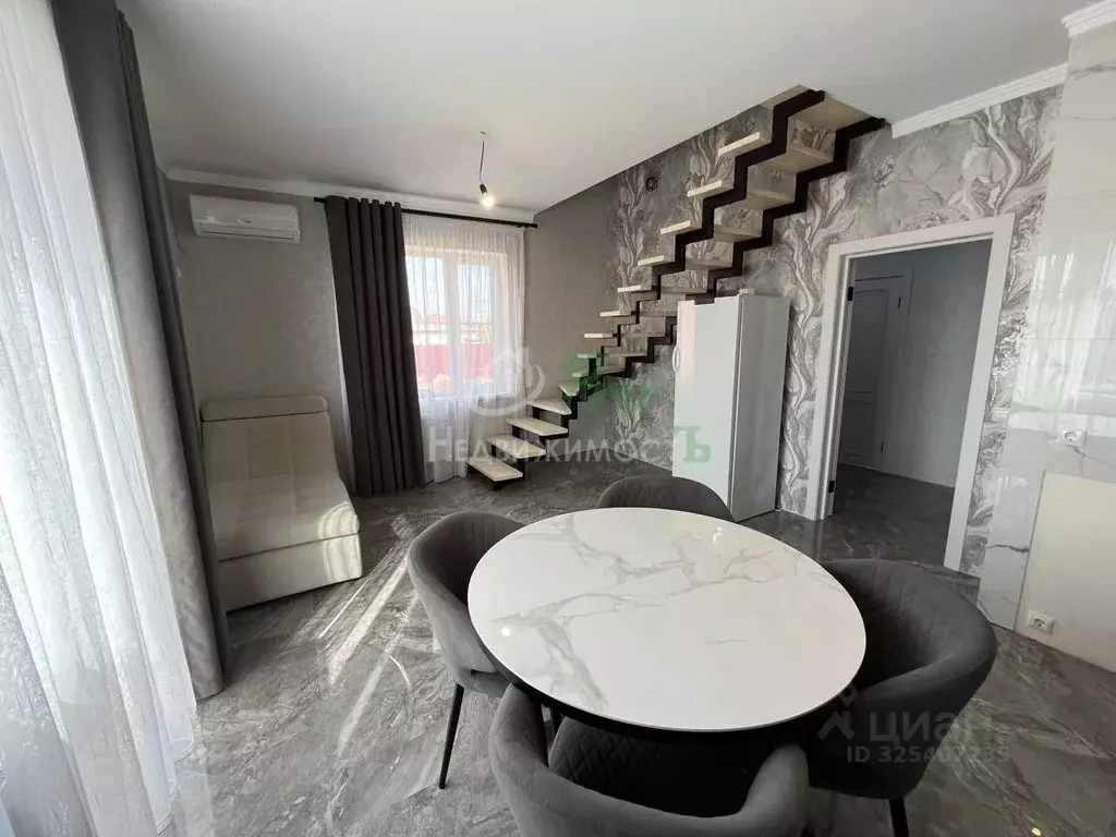 Дом в Краснодарский край, Ейское городское поселение, пос. ... - Фото 1