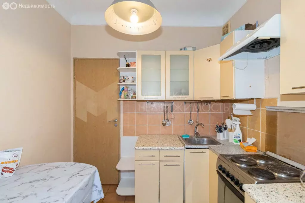 1-комнатная квартира: Тюмень, улица Володарского, 51 (39.4 м) - Фото 1