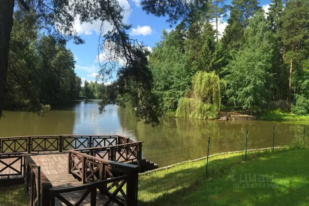 Участок в Московская область, Одинцовский городской округ, д. Бородки, ... - Фото 1