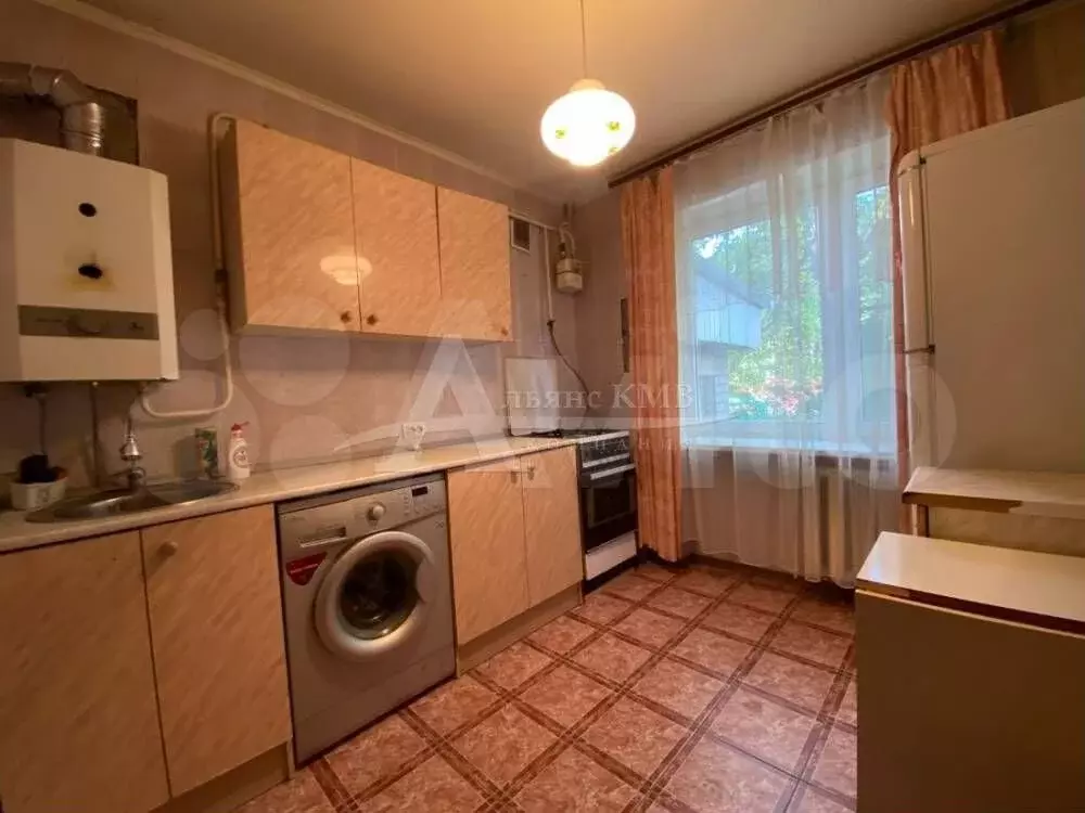 3-к. квартира, 67 м, 1/5 эт. - Фото 0