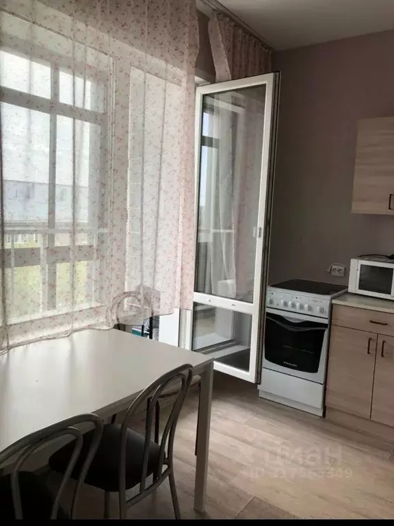 1-к кв. Новосибирская область, Новосибирск ул. Кирова, 322 (37.0 м) - Фото 1