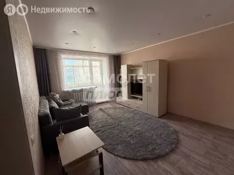 2-комнатная квартира: Ишим, Малая Садовая улица, 106 (50 м) - Фото 2