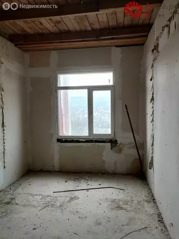 2-комнатная квартира: Феодосия, Симферопольское шоссе, 24Е (57.1 м) - Фото 0