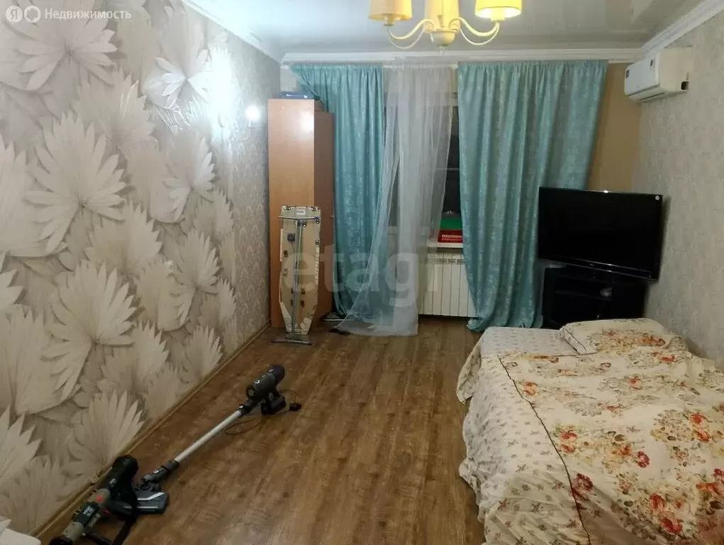 2-комнатная квартира: Ростов-на-Дону, улица Ларина, 18 (43.7 м) - Фото 1