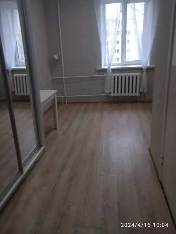 Комната Свердловская область, Екатеринбург ул. Щорса, 92Ак5 - Фото 1