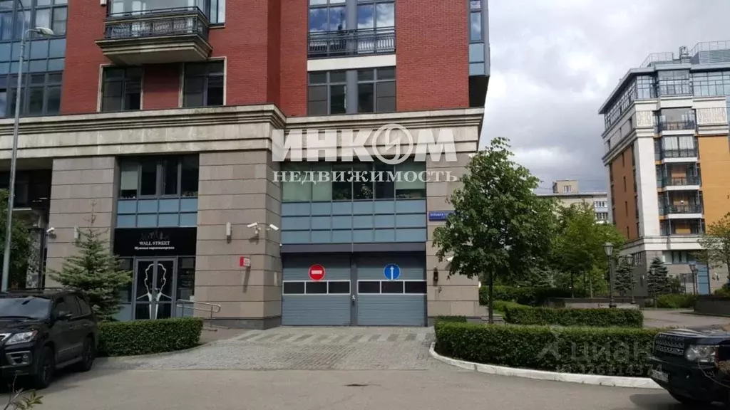 Гараж в Москва Большая Татарская ул., 7к1 (14 м) - Фото 1