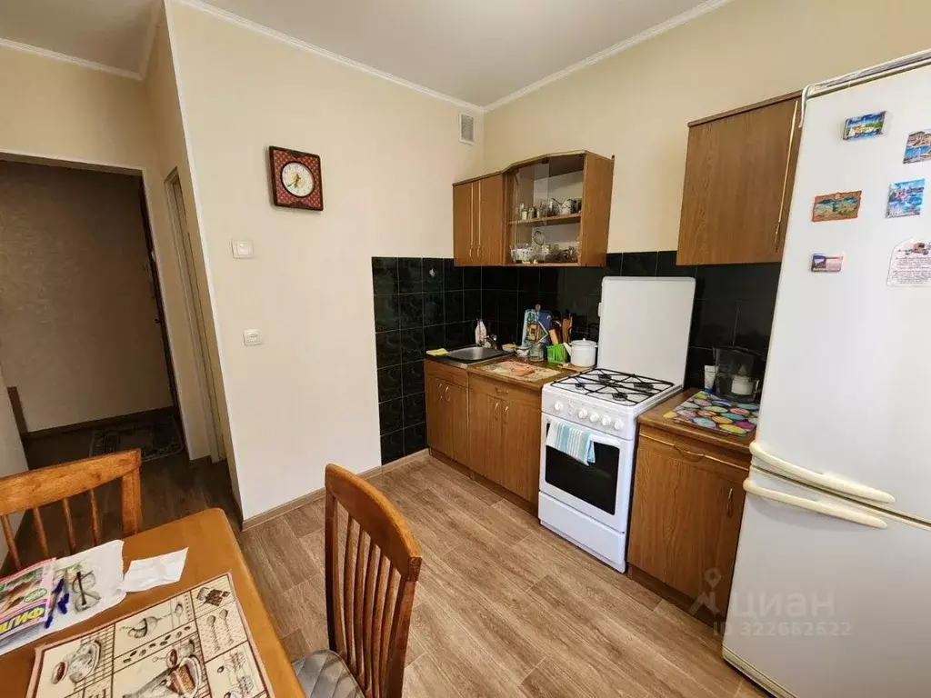 3-к кв. Саратовская область, Саратов Луговая ул., 37 (64.6 м) - Фото 1