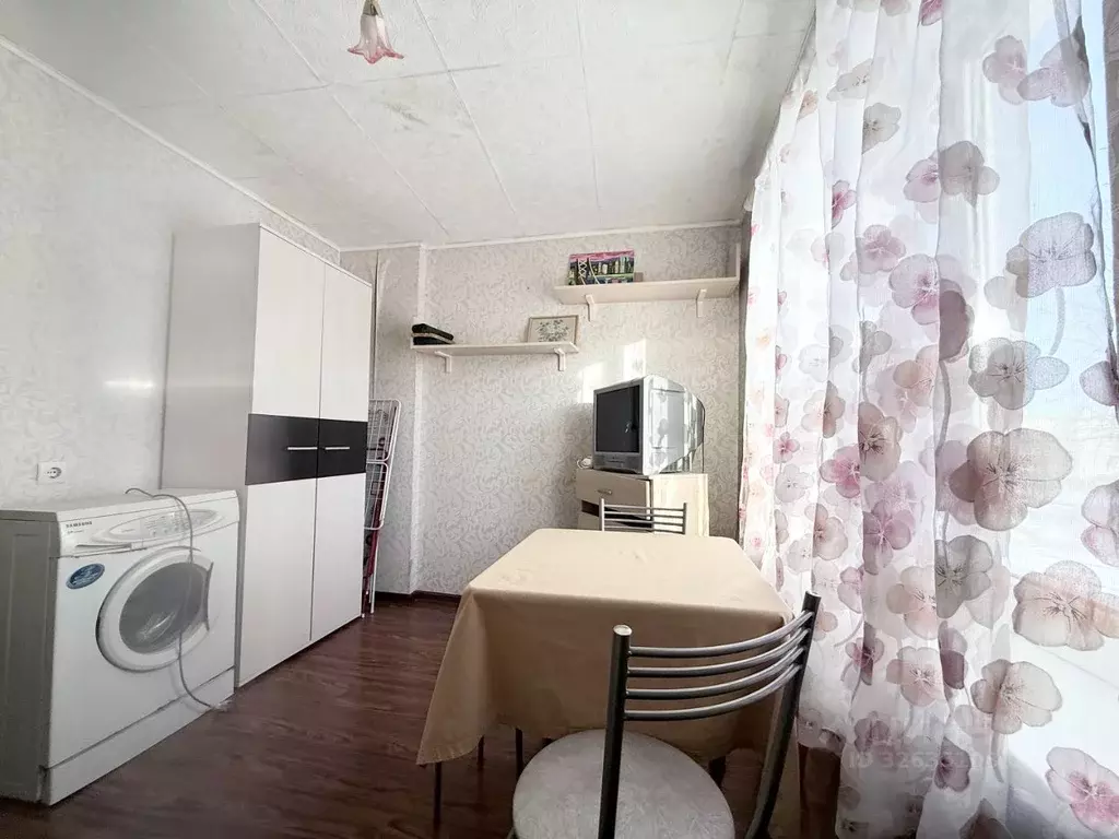 1-к кв. Калининградская область, Калининград Красная ул., 117 (14.2 м) - Фото 1