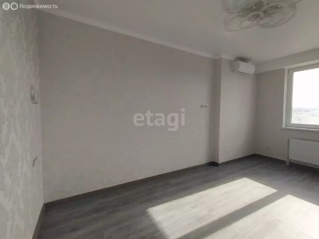 Квартира-студия: Симферополь, Ангарская улица, 38 (32.4 м) - Фото 1