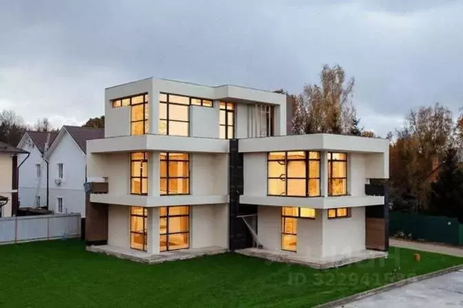 Коттедж в Москва д. Ватутинки, Искра-1 СНТ, ул. Зеленая, 88 (269 м) - Фото 1