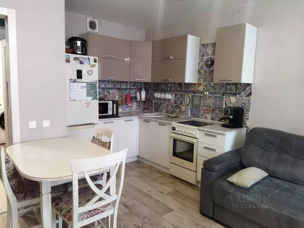 2-к кв. Красноярский край, Красноярск ул. Калинина, 18 (47.0 м) - Фото 1