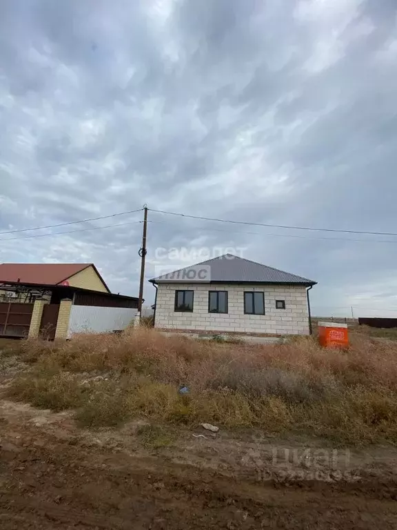 Дом в Астраханская область, Приволжский район, с. Яксатово ... - Фото 2