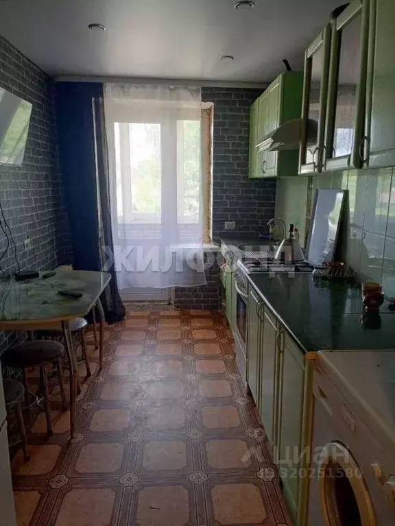 3-к кв. Брянская область, Унечский район, Найтоповичское с/пос, с. ... - Фото 1