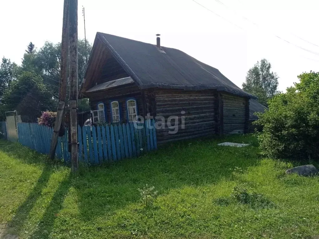 Дом в Тверская область, Селижаровский муниципальный округ, д. Холм  ... - Фото 0