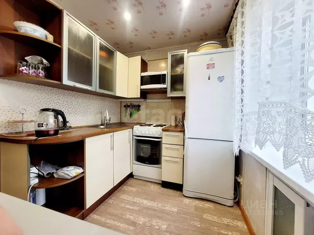 3-к кв. Хабаровский край, Ванинский район, Октябрьский рп ул. ... - Фото 0