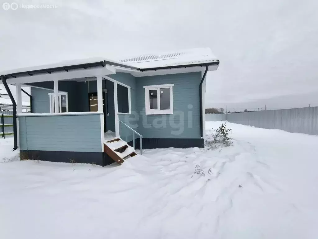 Дом в Свердловская область, Белоярский муниципальный округ, посёлок ... - Фото 1