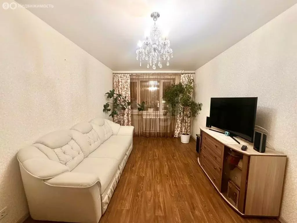 3-комнатная квартира: Новый Уренгой, Надымская улица, 3 (68.5 м) - Фото 2